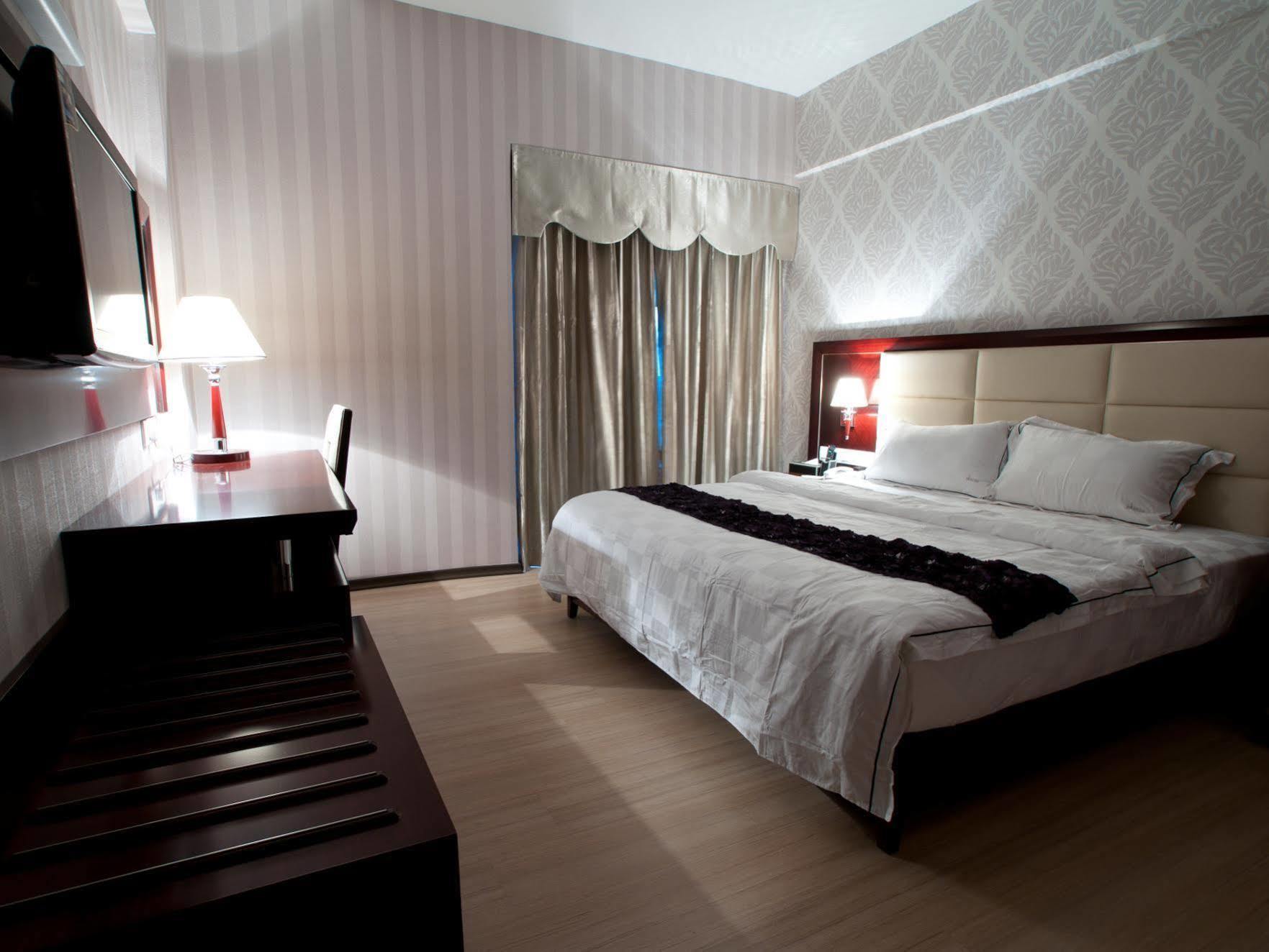 Pariss Hotel Johor Bahru Ngoại thất bức ảnh
