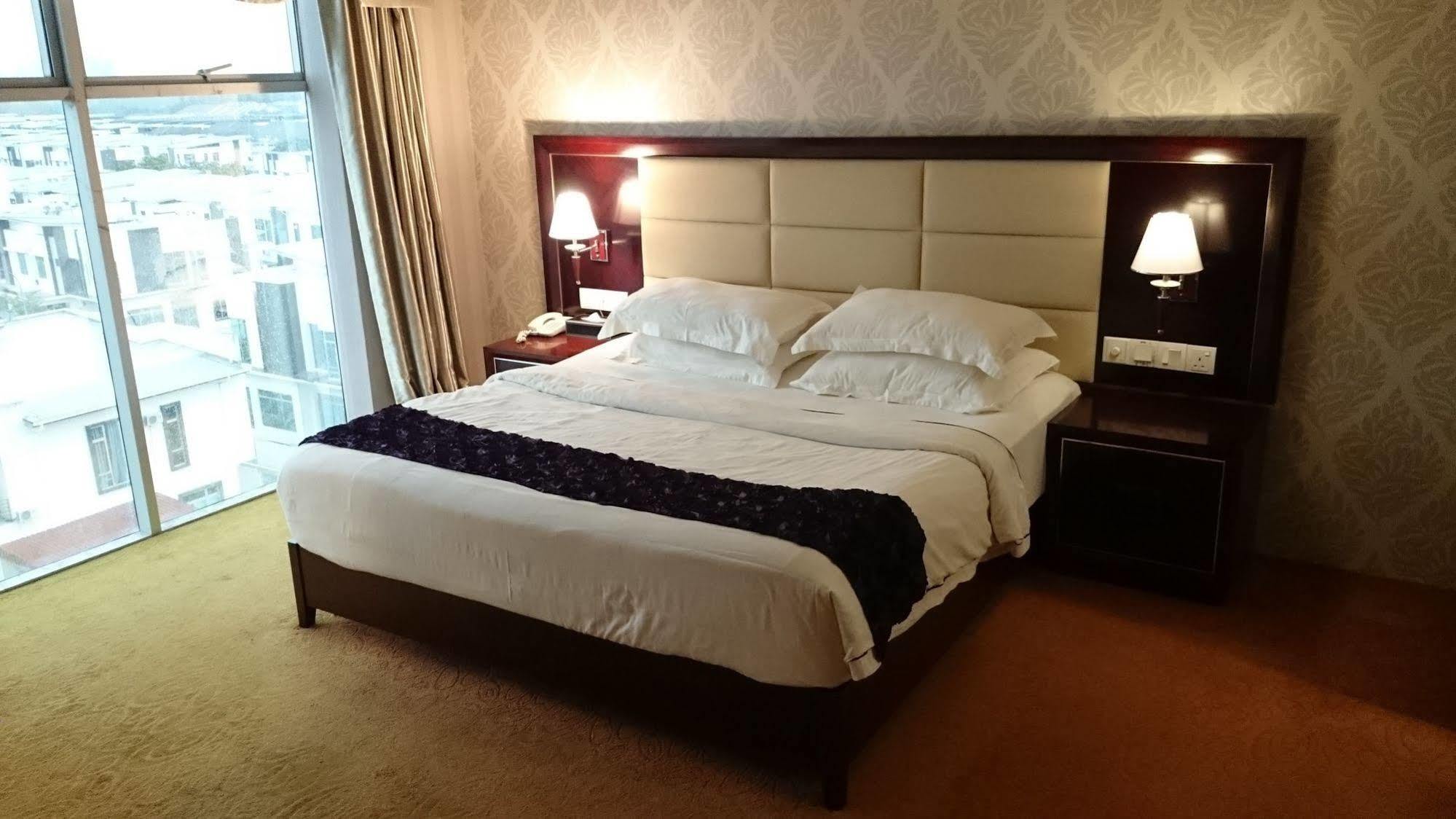 Pariss Hotel Johor Bahru Ngoại thất bức ảnh